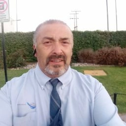 ADKTO 3 Ricardo Rojas, cliente de ADKTO que destaca los resultados obtenidos en el servicio de posicionamiento SEO.